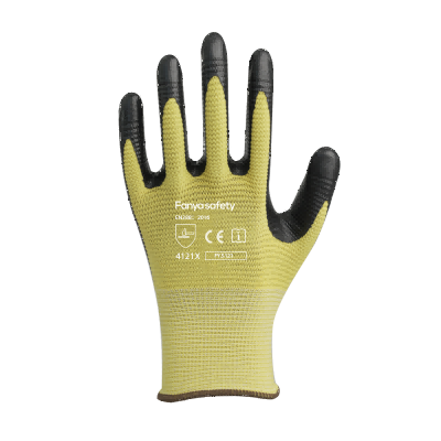 Que porter sous les gants en nitrile : guide complet